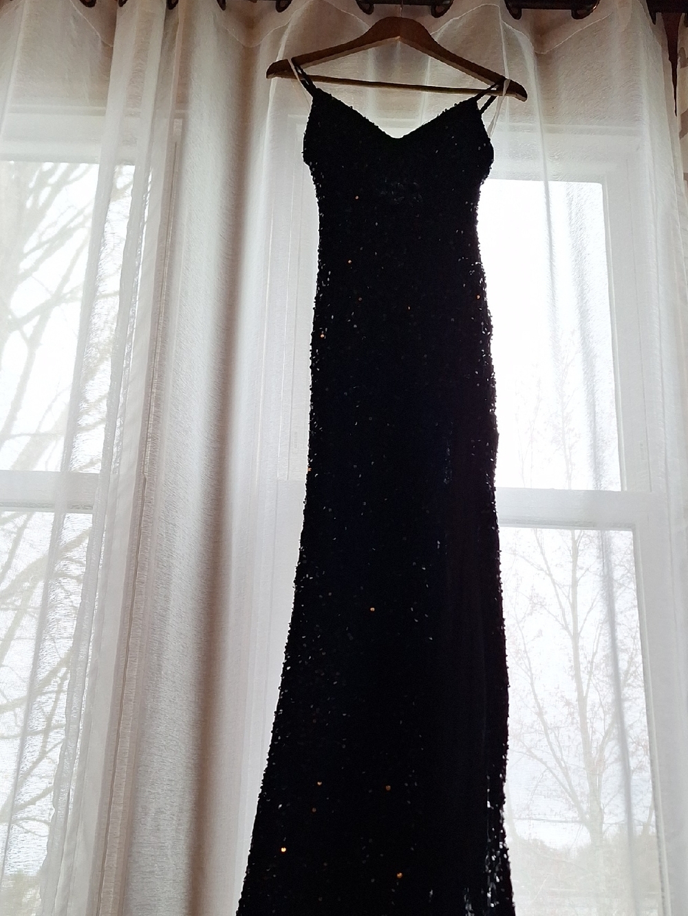 Elegant Black Sequin Evening Dress - Women